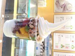 三佰瑞冻酸奶店(西直门凯德MALL店)-三佰瑞冻酸奶(凯德MALL店)