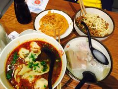 -谭师爷龙抄手(白下路店)