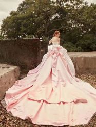 -Renee芮亦婚纱(原丽莎)