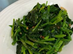 果仁菠菜-听涛雅苑百味饺子老家菜馆