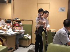 -海底捞火锅(宝龙广场夜宵主题店)