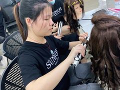 -首脑美容美发化妆美甲培训学校(龙岗校区)