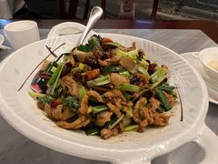 宣威小炒肉-蔼若春.传承三十年云南菜(金碧公园店)