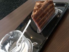 -好利来(鞍山站前店)