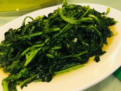 炒茼蒿-稻香村鱼庄