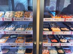 面包甜点陈列柜-四喜小胖·北京涮肉(五道营店)