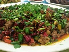 特色尖椒兔-江湖黑大兔(杨家坪店)