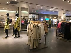 -URBAN REVIVO(佛山南海万达广场店)