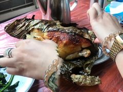 -御霞苑泥烩鸡休闲农庄