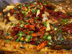 -鸣记脆皮烤鱼·海鲜烤鱼(亿合城店)