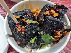 -黑色经典臭豆腐·湖南特产(坡子街店)