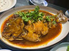 私家焖鲤鱼-华竹饭店(中央大街店)