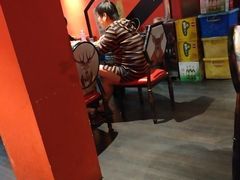 -虾弄弄海派小龙虾·牛羊蝎子火锅