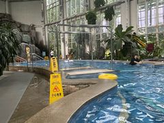 -中家鑫园温泉酒店鑫悦汤泉