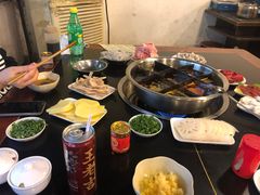 -邓莽子老火锅(中兴路总店)