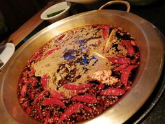 红汤锅底-潮火锅·麻辣牛肉火锅(观音桥方圆·LIVE店)