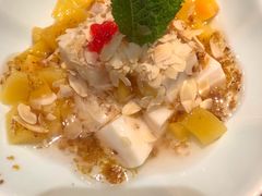 杏仁豆腐-羲和雅苑•北京烤鸭(乐园道万象城店)