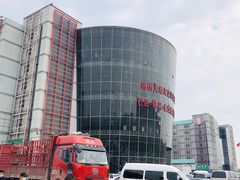 -锦绣大地生鲜食品厅(巨山路店)