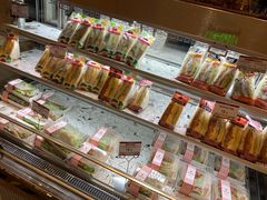 零售区-山崎面包(静安久光店)