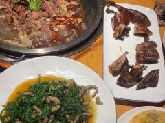 -大众跷脚牛肉馆·非遗传承单位(峨眉山店)