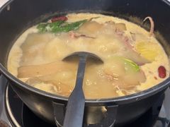 -汤宴·参须肚包鸡(南京路店)