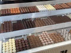 -Laderach 莱德拉(上海环贸iapm店)