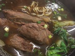 -尊品原汁牛肉面