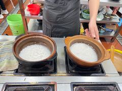 -容里煲仔饭(利丰北路店)