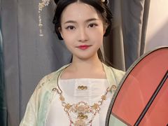 -翩若国风汉服体验馆