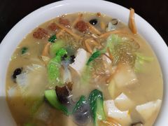 -蓝田九大碗民俗食府(蓝田店)