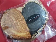 巧克力蝴蝶酥-Salon de The de Joel Robuchon(外滩18号店)