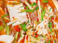 -三叔特色自贡菜(中海国际店)