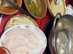 -潮汕·草根牛肉档(上海荟聚城市集市店)