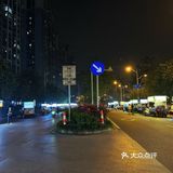 南宁五象新区的小吃街