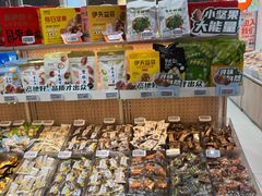 -来伊份(我格广场武宁路店)