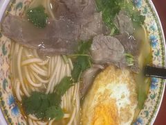 -金杨拉面王小吃面馆·牛三宝面·红烧牛肉粉