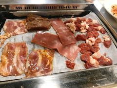 -爱客得牛排海鲜烤肉·火锅自助(春熙路黑金好店)