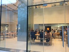 -Apple零售店(华贸购物中心店)
