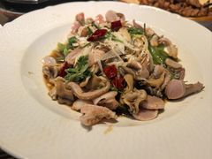 鸟贝-旺角小渔村(二马路店)