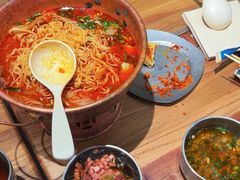 -成都你六姐·牛肉冒菜(信泰中心商场店)