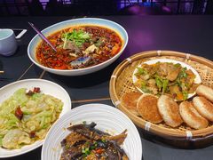 -粉墨特色菜·烧烤音乐酒馆