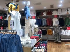 -优衣库(哈尔滨中央大街店)