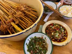 -拈签一笑黄牛肉辣卤串串