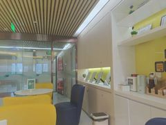 -维乐口腔(美维云门诊陆家嘴店)