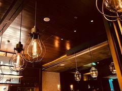 -恰餐厅及酒吧 CHAR Bar & Grill (北京丽都皇冠假日店)