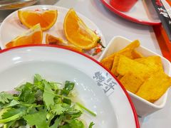 -烧哥美蛙肥肠鱼火锅·十五年社区店