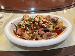 -鑫淼餐饮娱乐中心(江东街店)