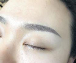 -轻妆Feel·半永久纹眉眼线