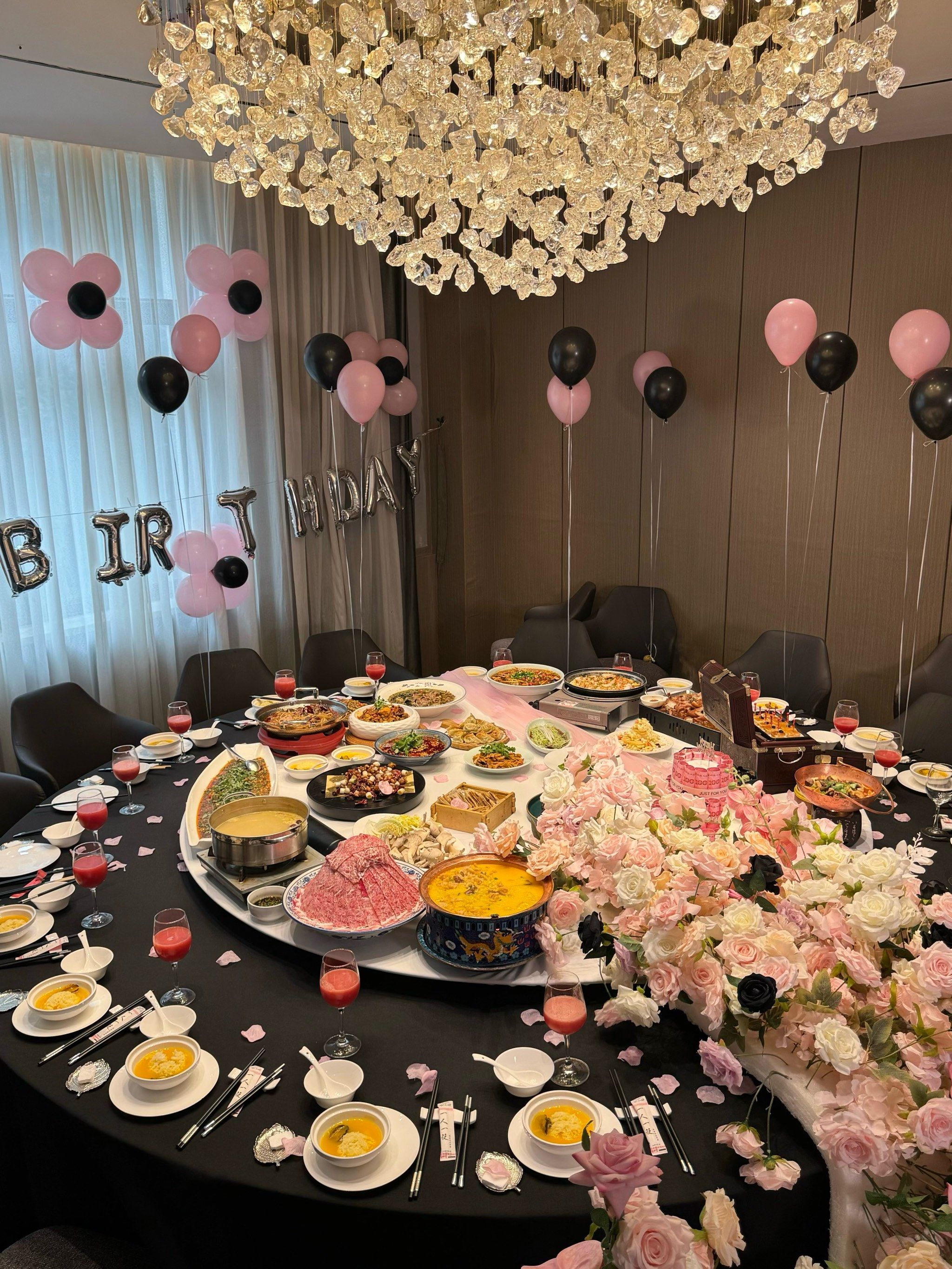 成都的生日宴已经是next level了