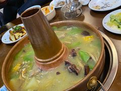 -岳记兴隆·青城腊排铜火锅(融创店)